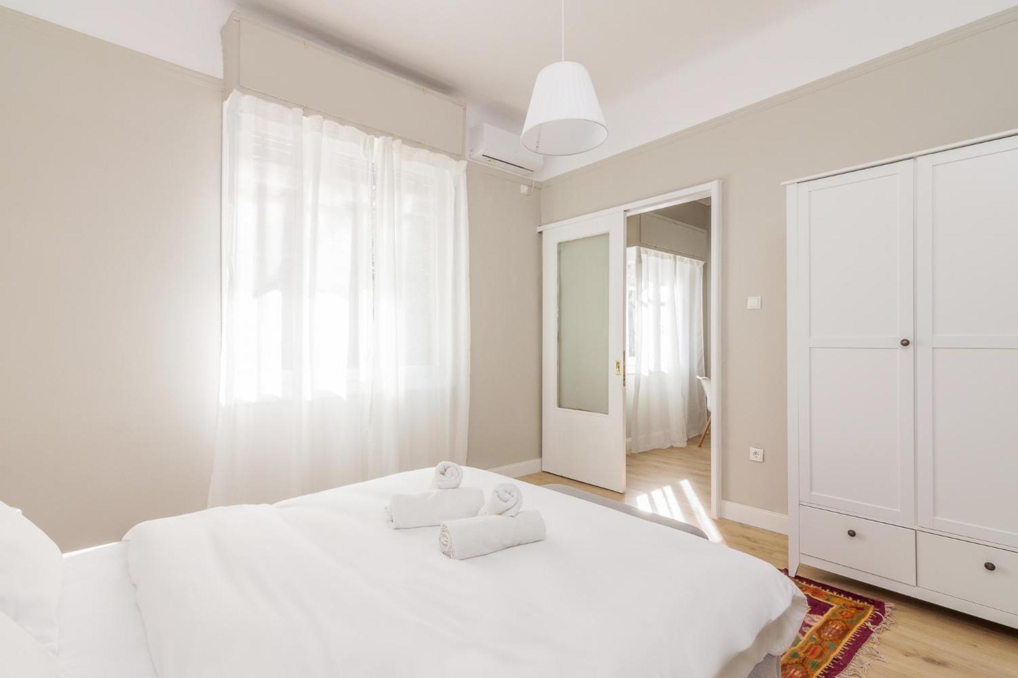 Great House W/ Private Parking Apartment Athens Exterior photo