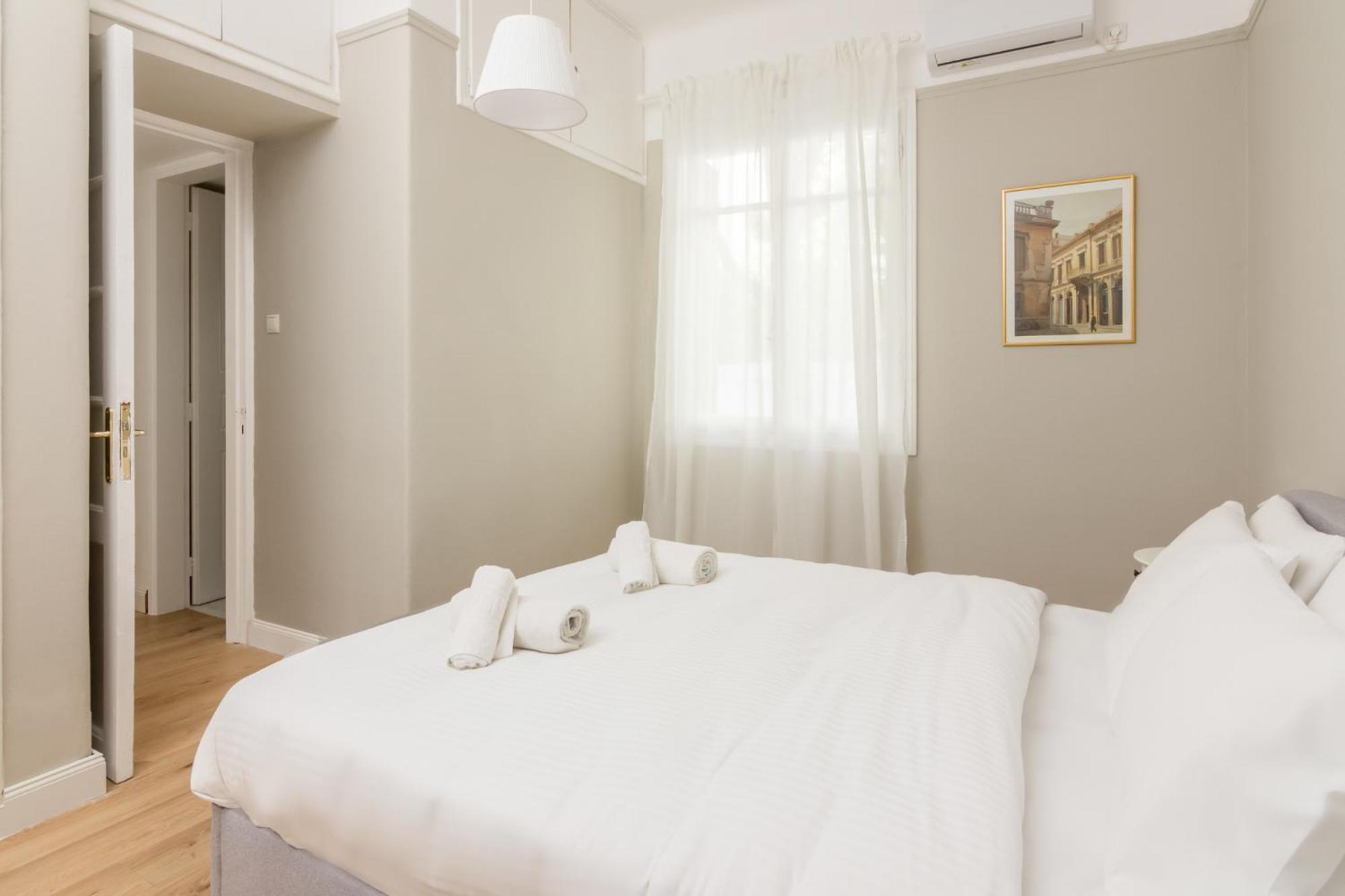 Great House W/ Private Parking Apartment Athens Exterior photo